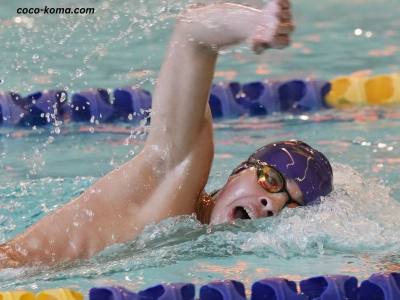 Junior High School Swim Team Kiss